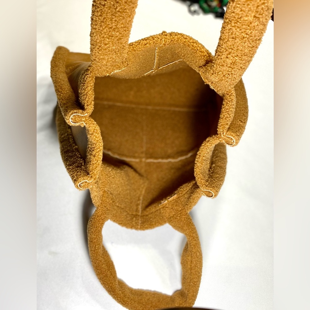 Tan Sherpa tote Bag LIKE DREAMS Women Soft Sherpa Tote Vintage Vegan leather - Picture 4 of 17